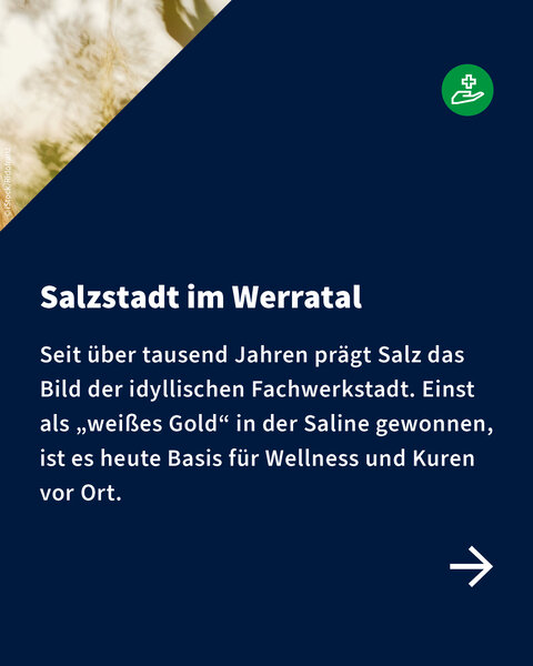 Texttafel mit Beschreibung der historischen Salzstadt Bad Sooden-Allendorf und ihrer Rolle als Ort für Wellness und Kuren.